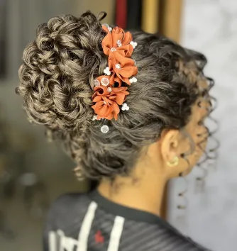 Coque Alto em Cabelo Cacheado Belo Horizonte